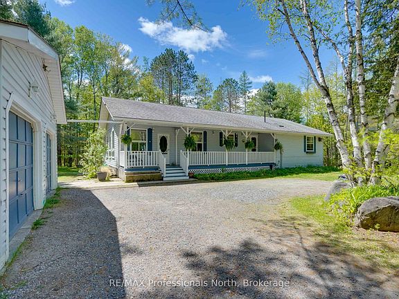 2nd image of 2593 Brunel Rd
