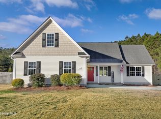 116 Palo Alto Park Dr, Maysville, NC 28555