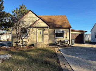 205 Washington Ave, Sheldon, IA 51201