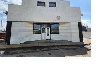 705 Main St, Zenon Park, SK S0E1W0