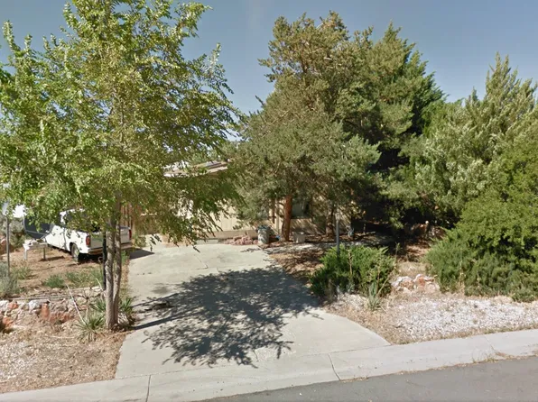 130 Lofty View Dr, Sun Valley, NV 89433