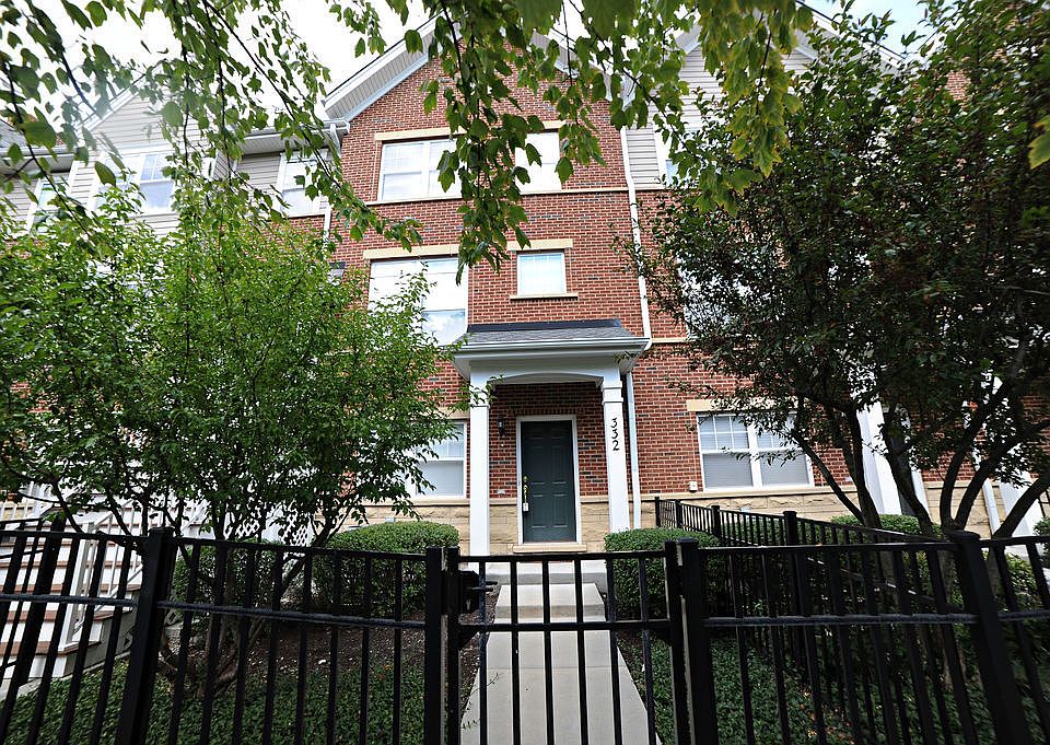 1st image of 332 W Wood St