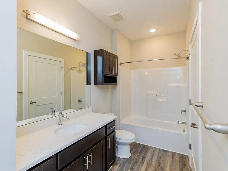 The Flats at Summit Station — Photo 13