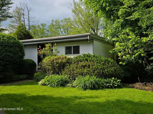 169 Church St, Falls, PA 18615