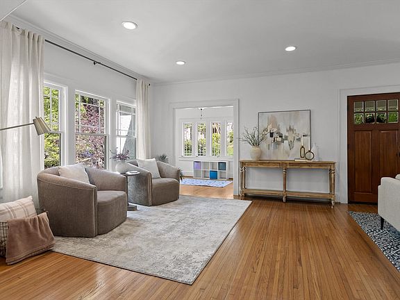 5th image of 1615 Shady Cir