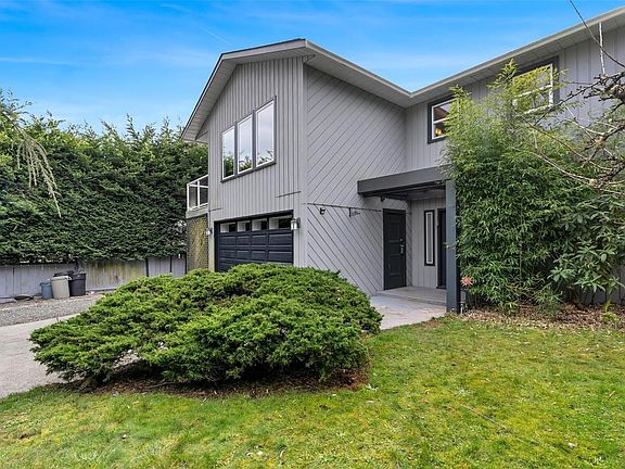 2nd image of 711 Bexhill Rd