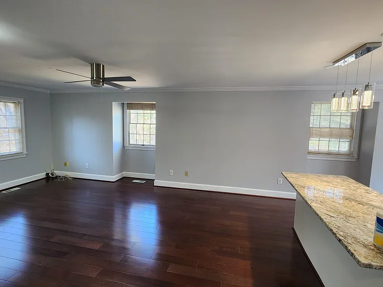10725 River Rd #A — Photo 7