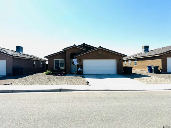 7631 E 45th St, Yuma, AZ 85365