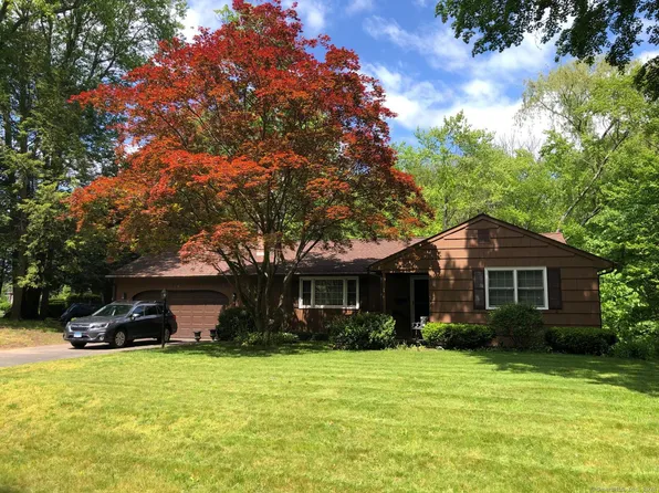 10 Alder Road, Simsbury, CT 06070