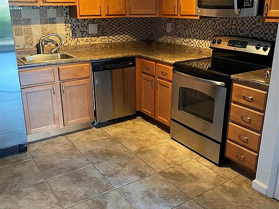 2nd image of 12842 Portulaca Dr APT B