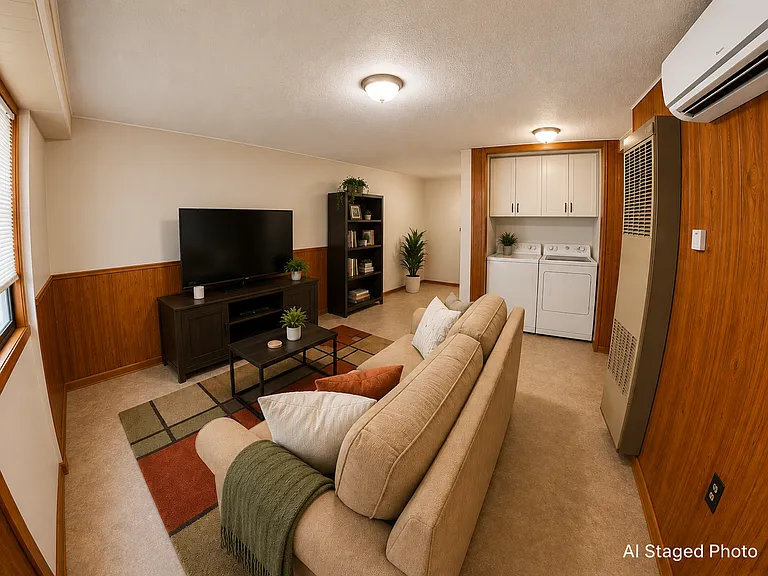 211 Ridge Dr — Photo 3