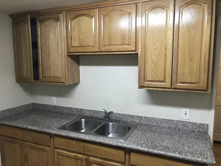 544 Hazel St #1-4 — Photo 4