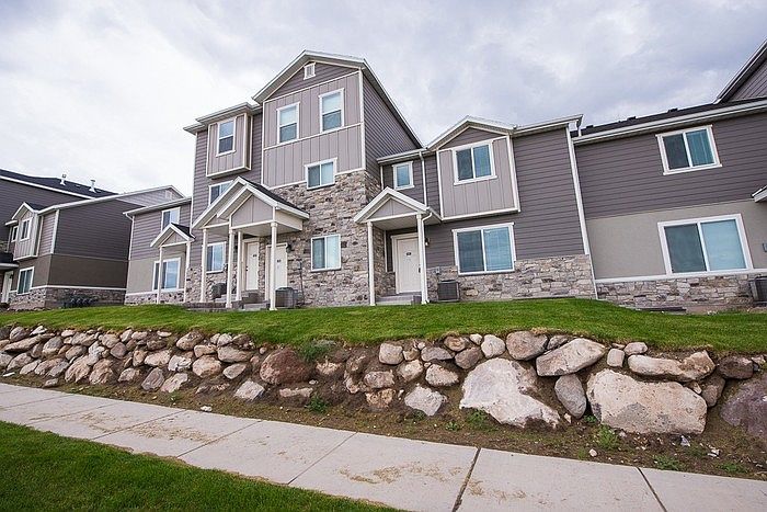 1st image of 14416 S Oakfield Way