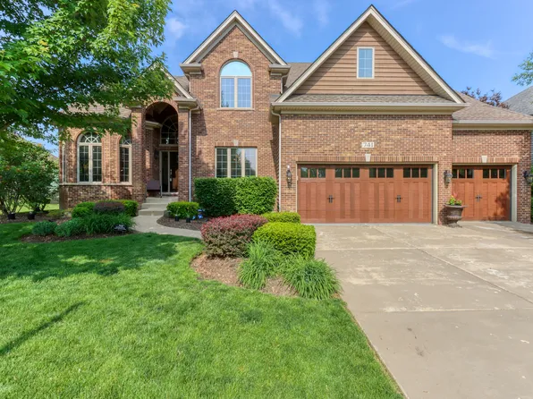 741 Merrill New Rd, Sugar Grove, IL 60554