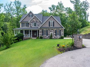 309 Dolaron Ln, South Charleston, WV 25309