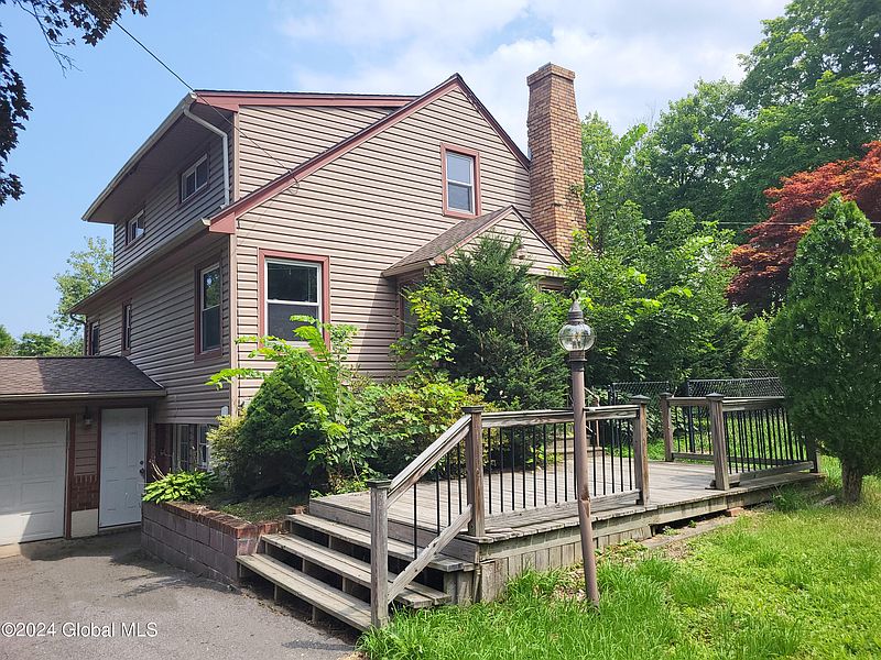 2nd image of 1643 Van Hoesen Road