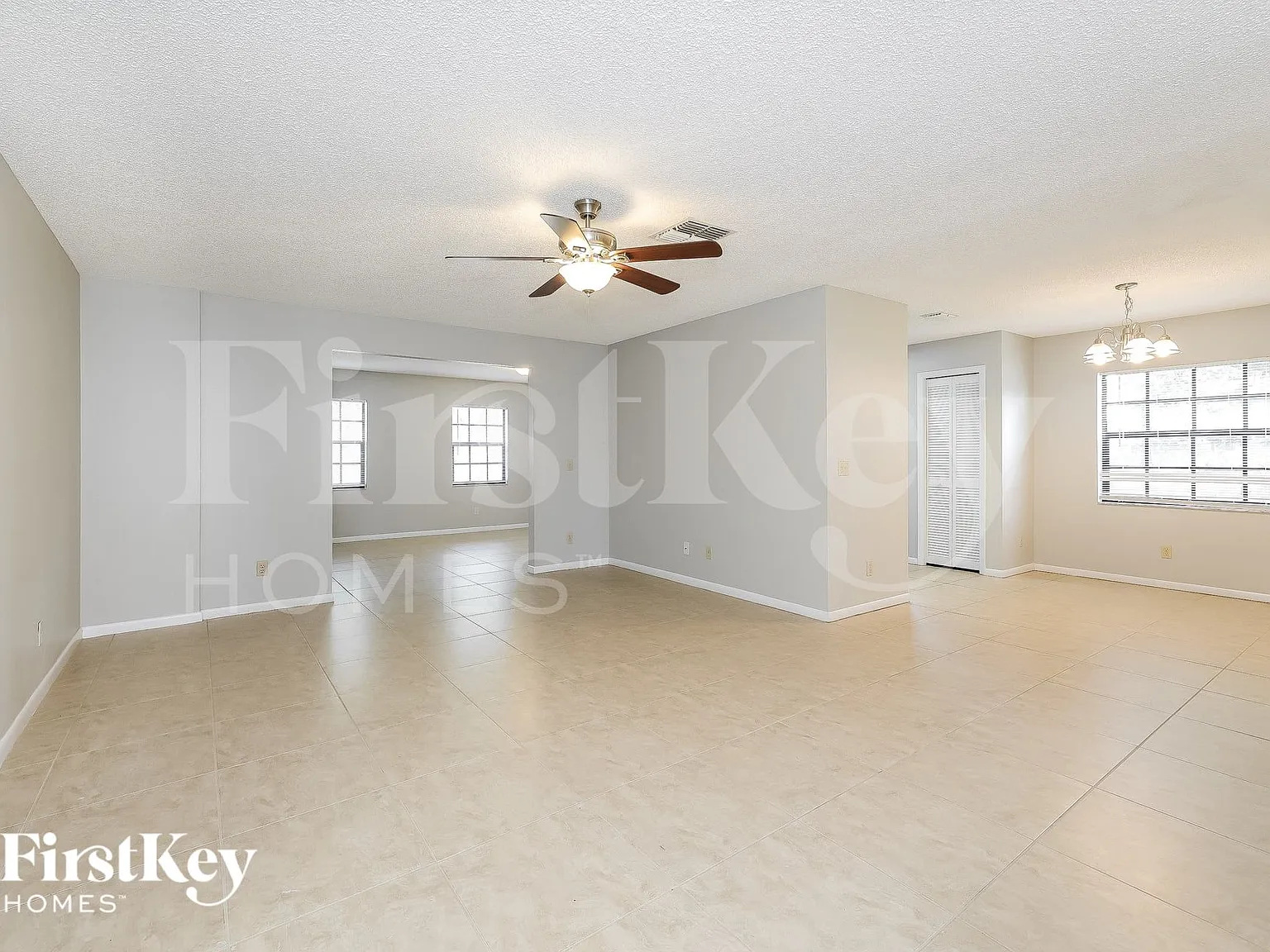3 bed, 2.0 bath, 2168 sqft, $2,100 — Photo 3