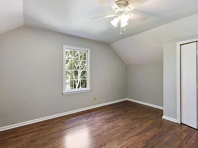 1870 Fairway Cir NE — Photo 18