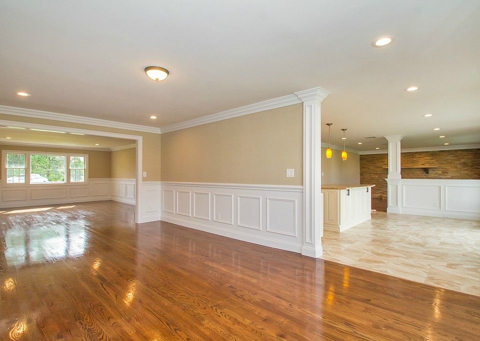 35 Duck Ln, West Islip, NY 11795 Zillow