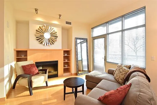 309 W Washington Ave #213 — Photo 23