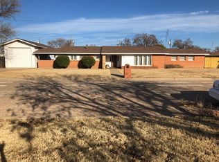 1050 NW 2nd St, Hamlin, TX 79520