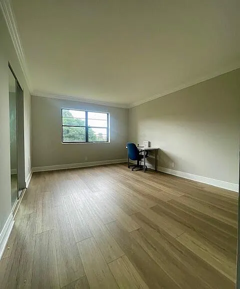 9370 SW 8th St #308 — Photo 27