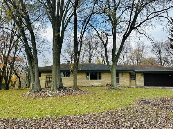 1329 Heather Hill DRIVE, Hubertus, WI 53033