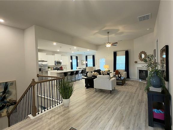 3rd image of 620 Bald Ridge Cir