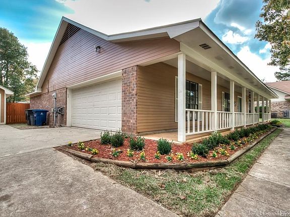 3rd image of 6101 N Weatherby Dr