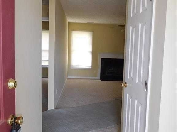 3rd image of 1681 Veanna Dr