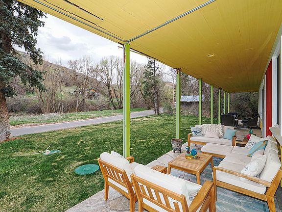4th image of 6030 E Red Hill Ln