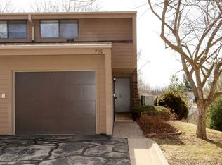 780 Stone Ridge Pl, Dubuque, IA 52001