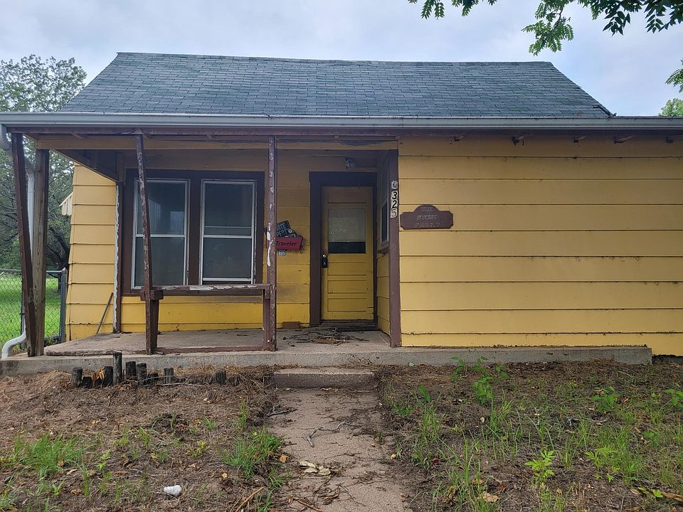 1st image of 325 S 8th St