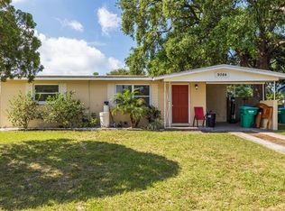 9084 Southern Comfort Dr, Largo, FL 33773