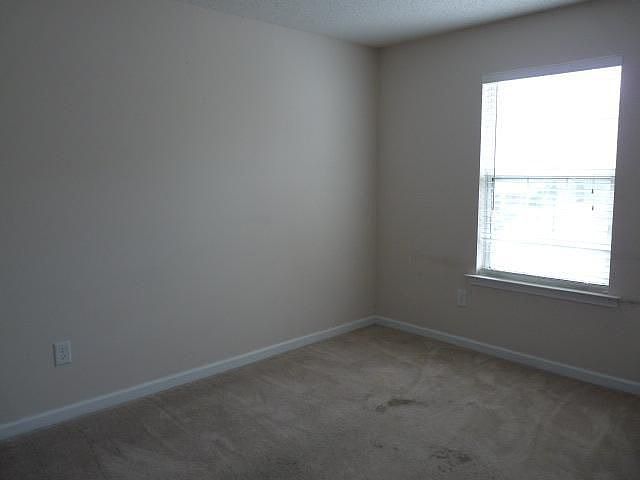 1st image of 445 Red Coat Ln
