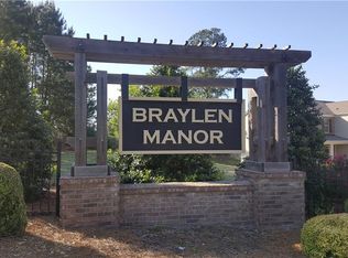 8582 Braylen Manor Dr, Douglasville, GA 30134