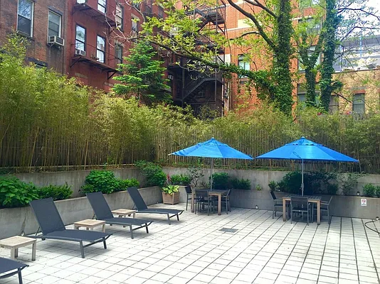 Rented by Cooper & Cooper Real Estate | media 30