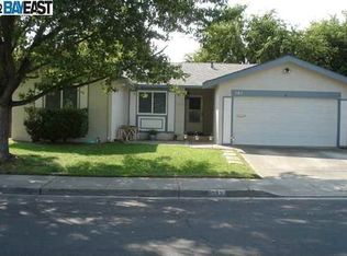 583 Emerald St, Livermore, CA 94550