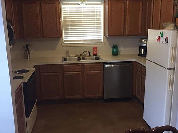 5th image of 606 Corregidor Dr #A