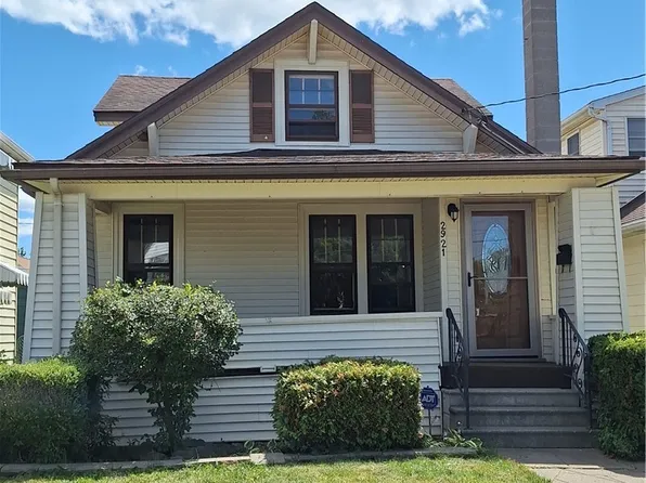 2921 Michigan Ave, Niagara Falls, NY 14305