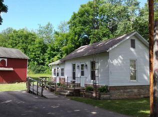 121 Chester St, Camden, MI 49232
