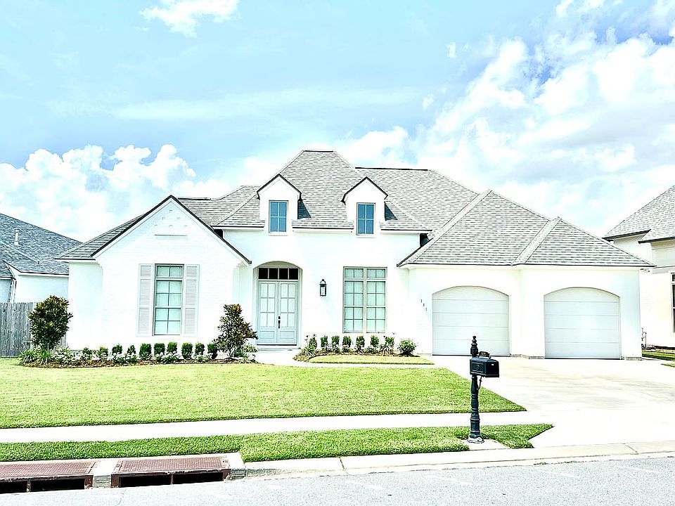 1st image of 301 Cedar Lake Dr