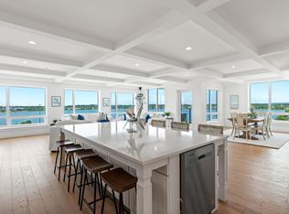 218 Washington Ave #401, Portland, ME 04101