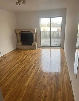 4th image of 45 Sheldon Ave #4