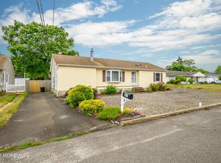 407 Sinclair Ave, Lanoka Harbor, NJ 08734