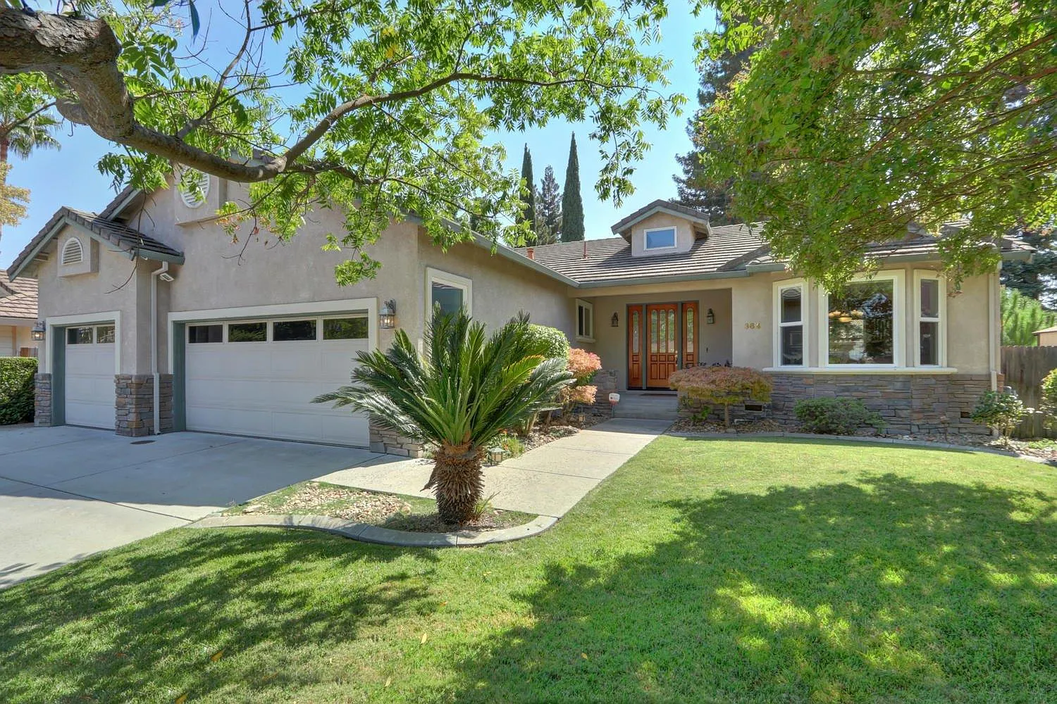 364 Cedar River Way photo 1