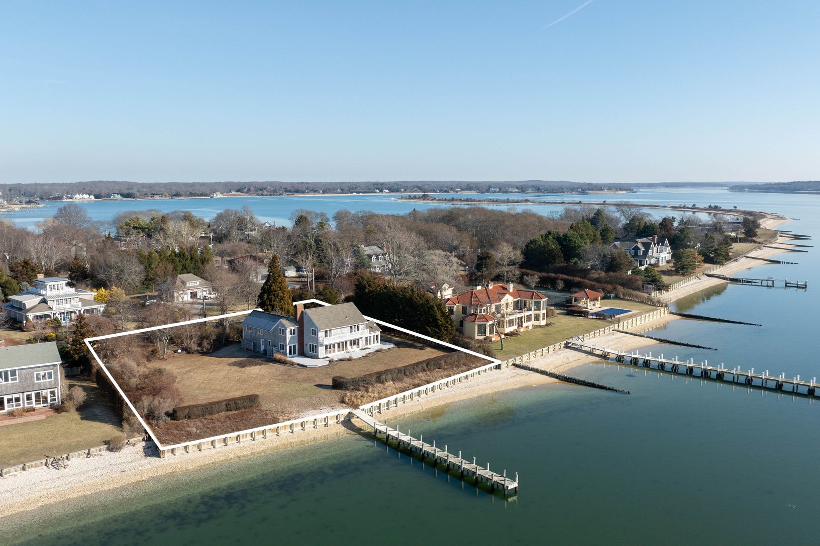  waterfront acre has full bulkhead