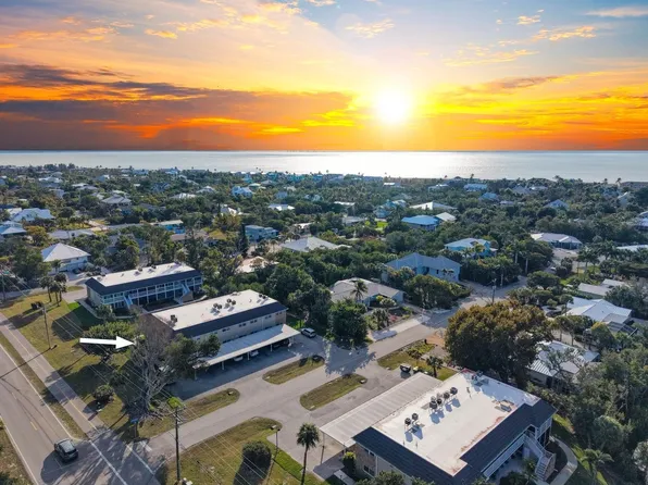 561 Periwinkle Way Unit E4, Sanibel, FL 33957