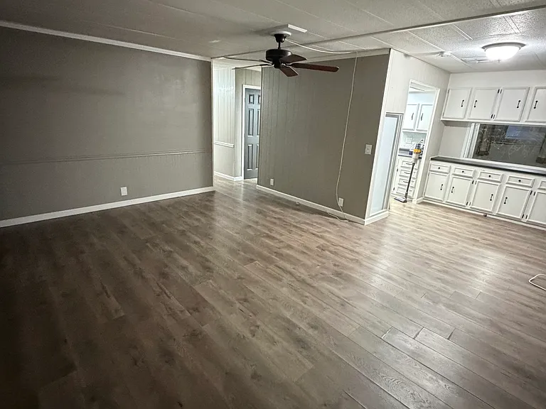 32785 Wesley St — Photo 5