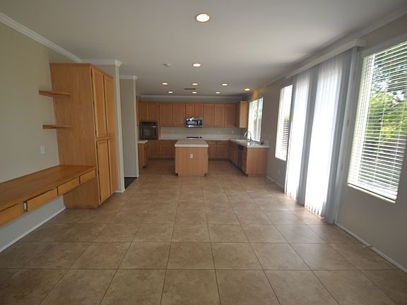 5th image of 7166 Dove Valley Way